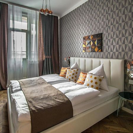 Executive Bright Apt. By Ruterra Prag Exteriör bild