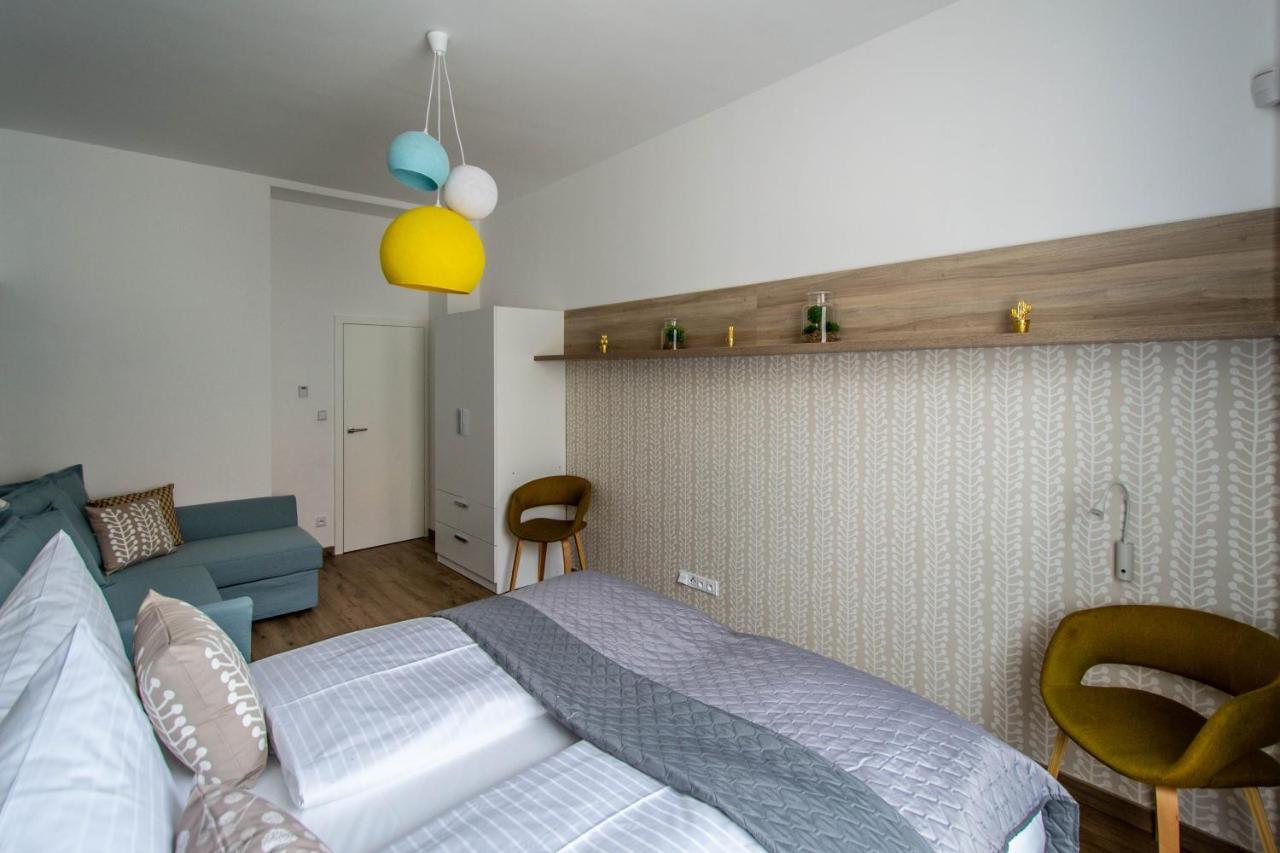 Executive Bright Apt. By Ruterra Prag Exteriör bild