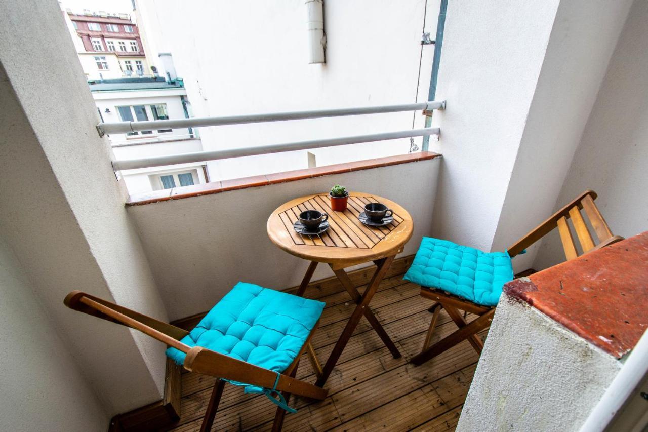Executive Bright Apt. By Ruterra Prag Exteriör bild