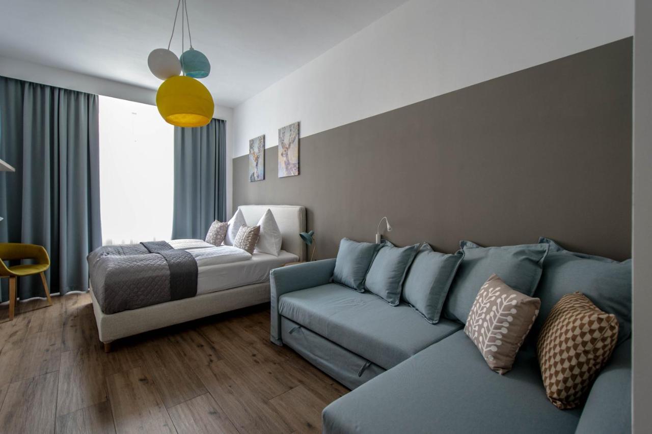 Executive Bright Apt. By Ruterra Prag Exteriör bild