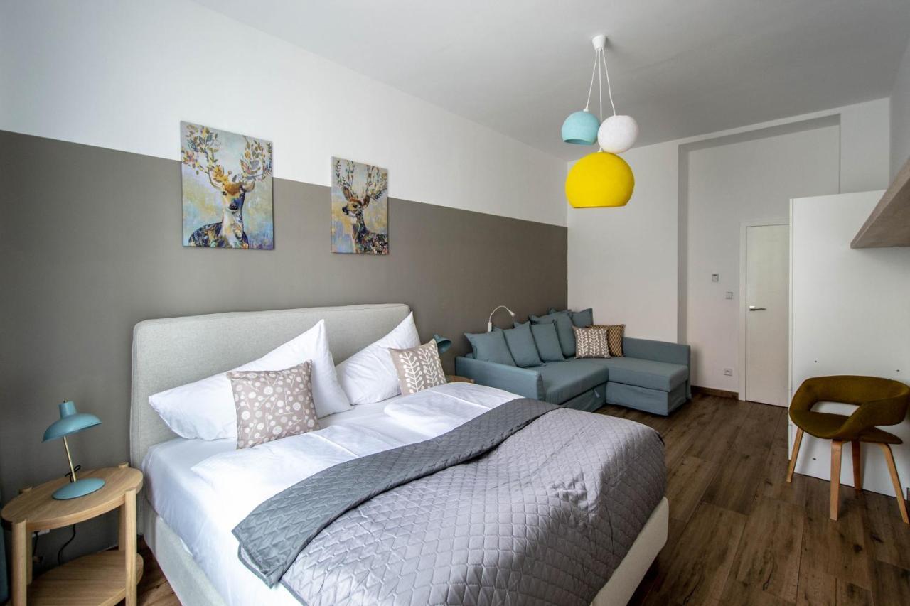 Executive Bright Apt. By Ruterra Prag Exteriör bild