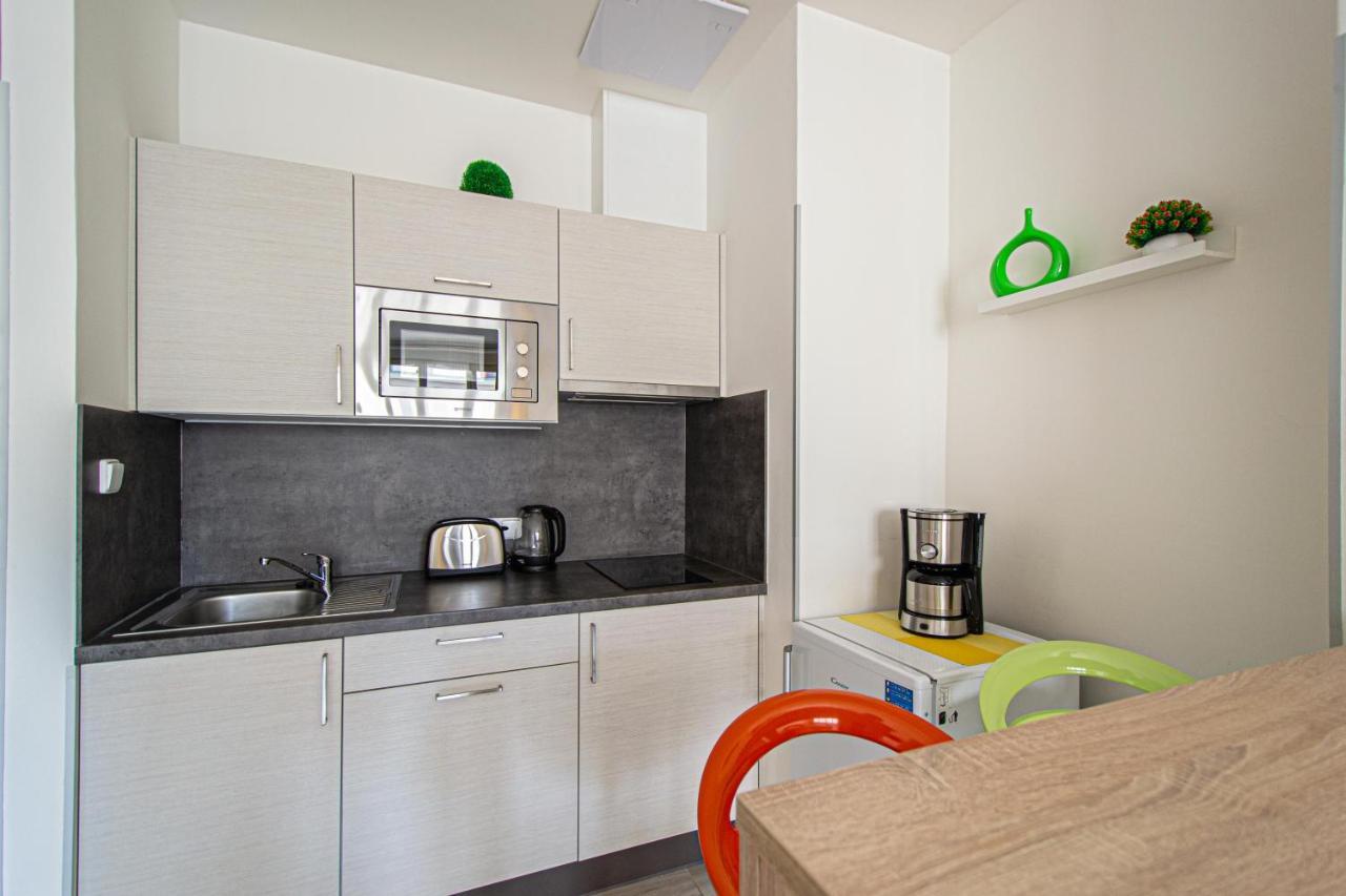 Executive Bright Apt. By Ruterra Prag Exteriör bild