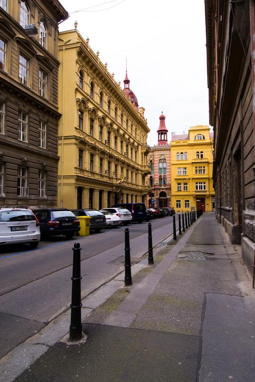 Executive Bright Apt. By Ruterra Prag Exteriör bild