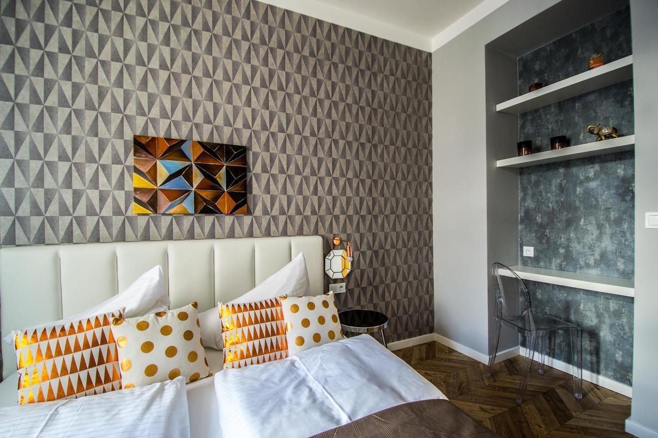 Executive Bright Apt. By Ruterra Prag Exteriör bild