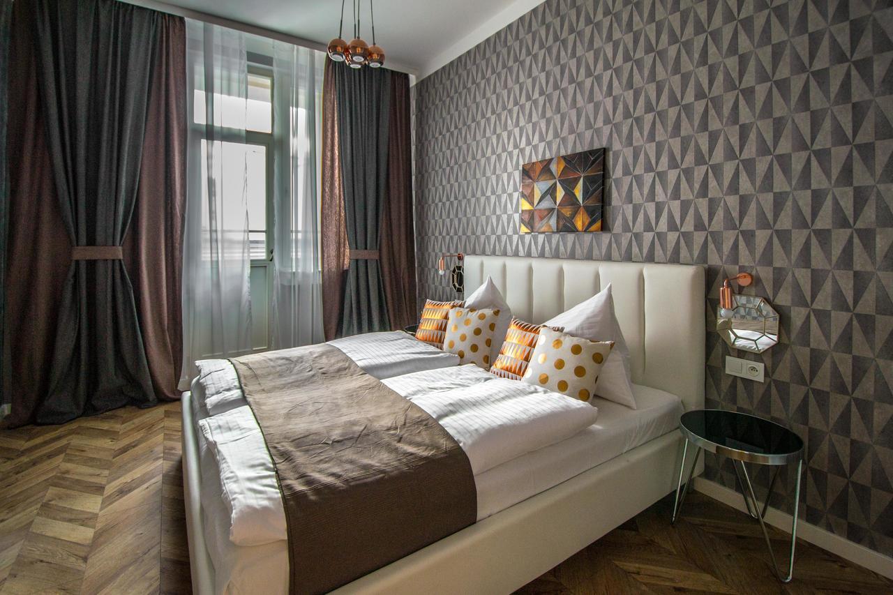 Executive Bright Apt. By Ruterra Prag Exteriör bild