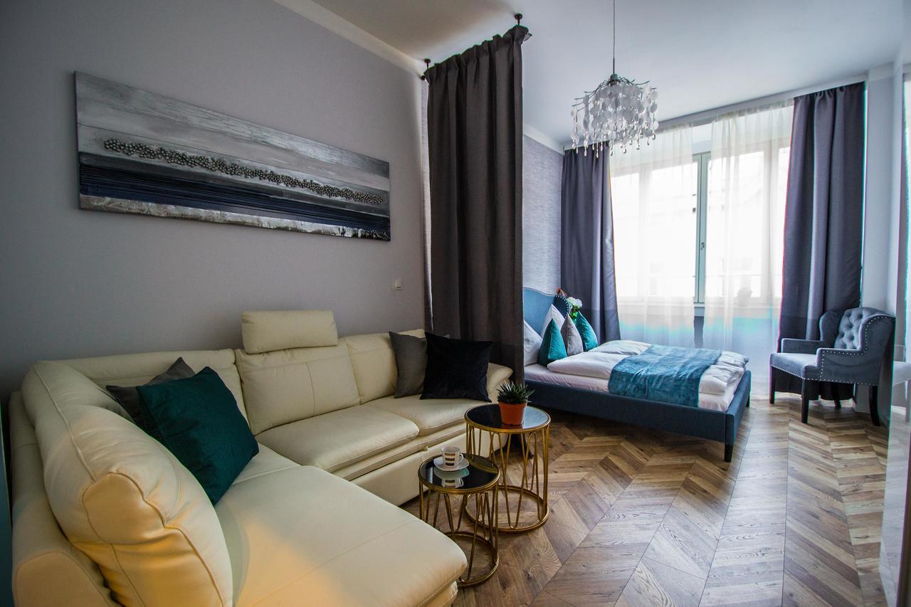 Executive Bright Apt. By Ruterra Prag Exteriör bild
