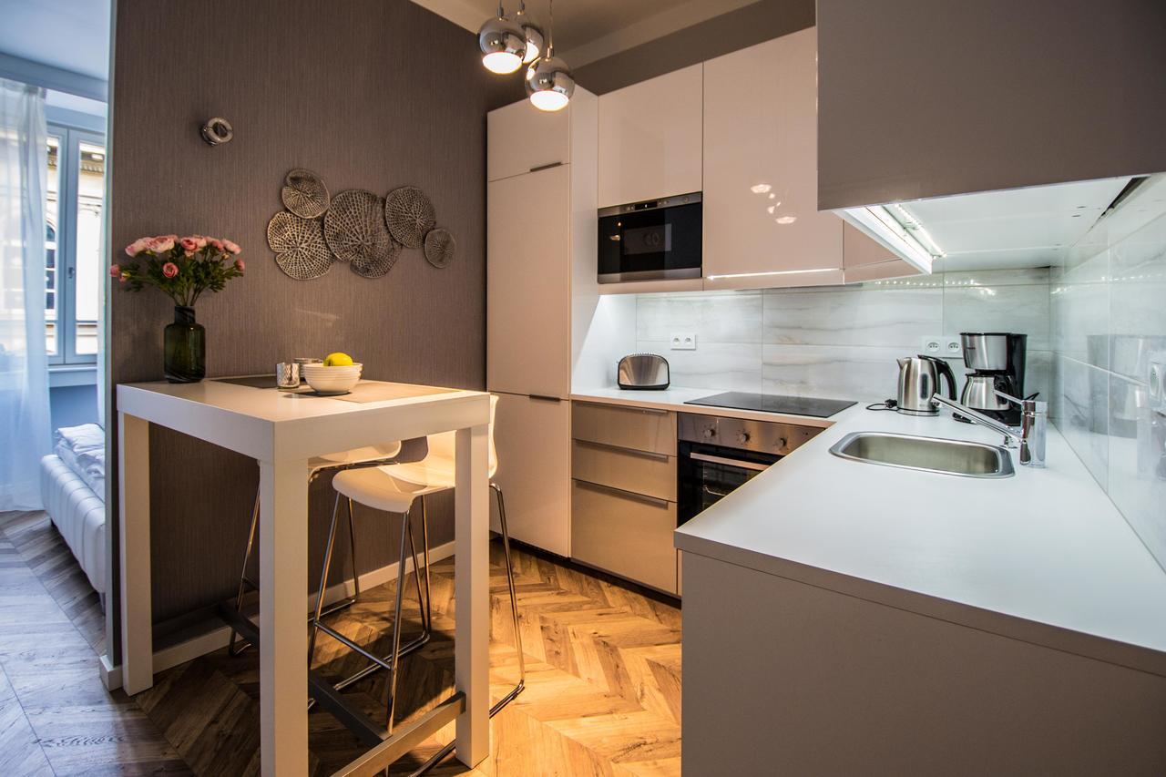 Executive Bright Apt. By Ruterra Prag Exteriör bild