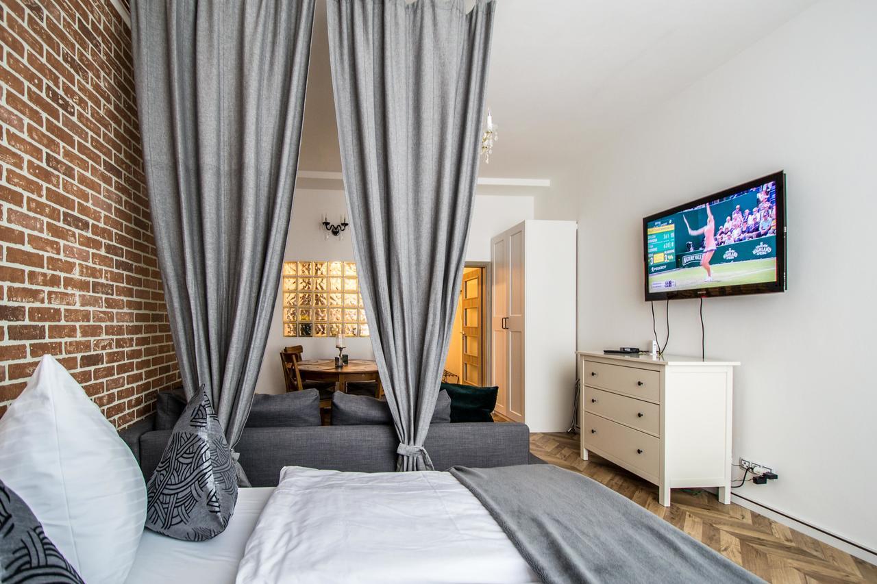 Executive Bright Apt. By Ruterra Prag Exteriör bild