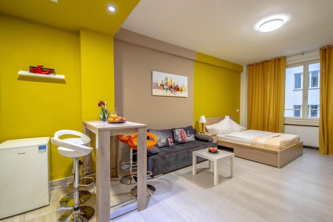 Executive Bright Apt. By Ruterra Prag Exteriör bild